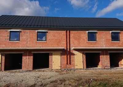 zamontowane okna od frontu - 29.10.2025