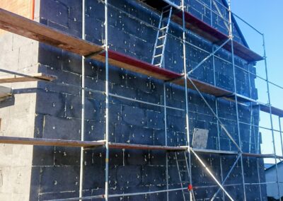 ocieplenie budynku od strony prawej - 19.12.2025